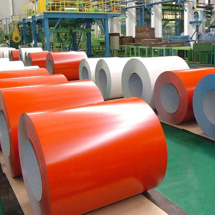 PPGI / PPGL Color-Coated Steel Coil — PE / PVDF on GI or GL vista del producto terminado